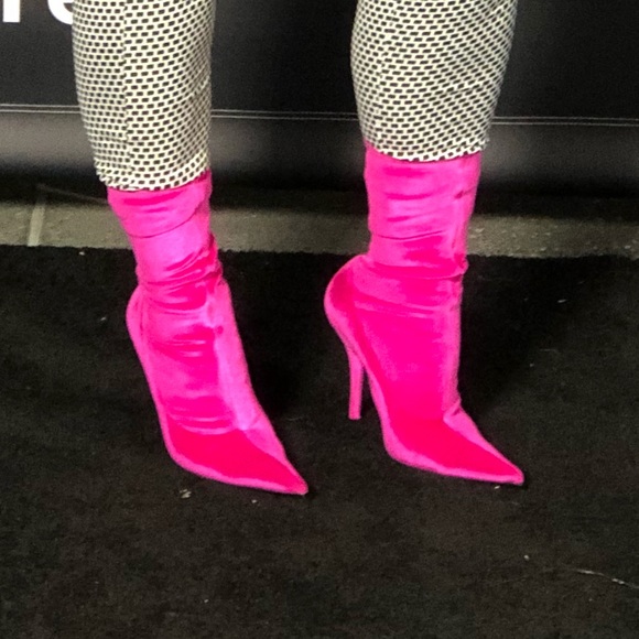 Balenciaga sock boots SHARE THIS LISTING - Picture 2 of 4